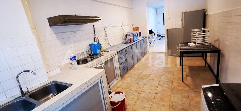 3 Room (3NG) HDB for Rent in  720 Ang Mo Kio Avenue 6 - Image 4