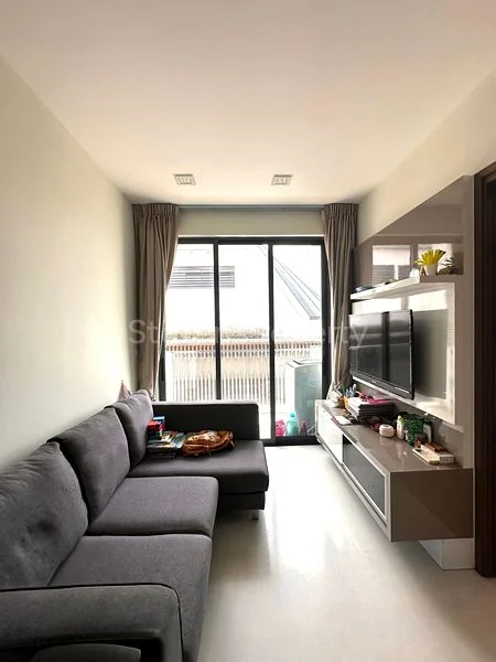 2 Bed Apartment (Condo) for Rent in  Isuites @ Palm - Image 2