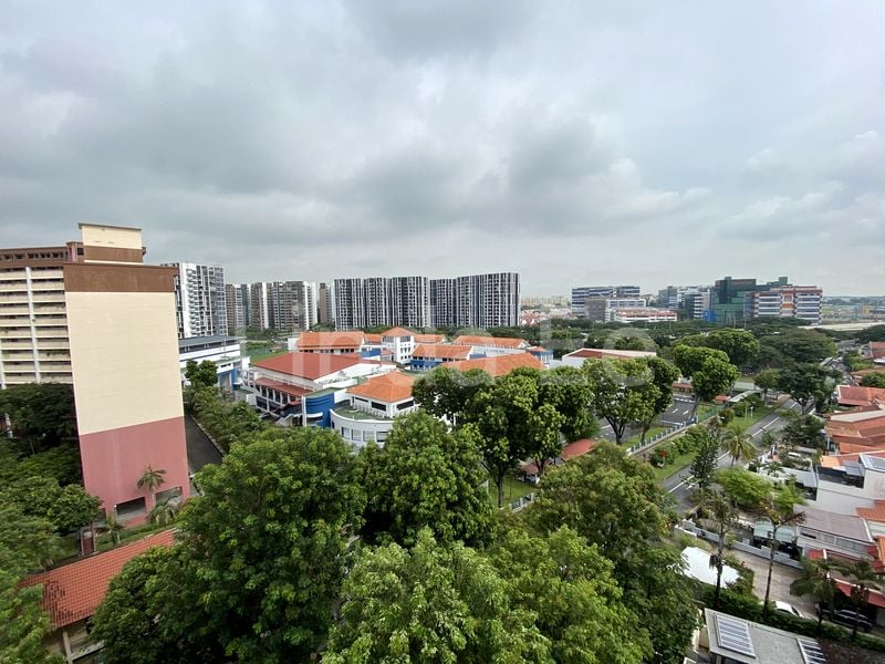 2 Bed Condo for Rent in  Oasis Garden - Image 4