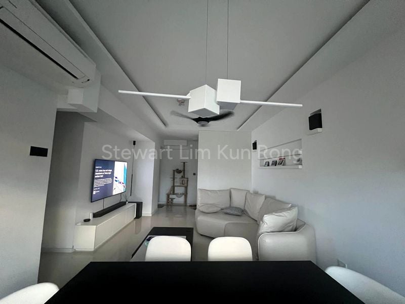 Common Room (HDB) for Rent in  222A Tengah Garden Avenue - Image 5