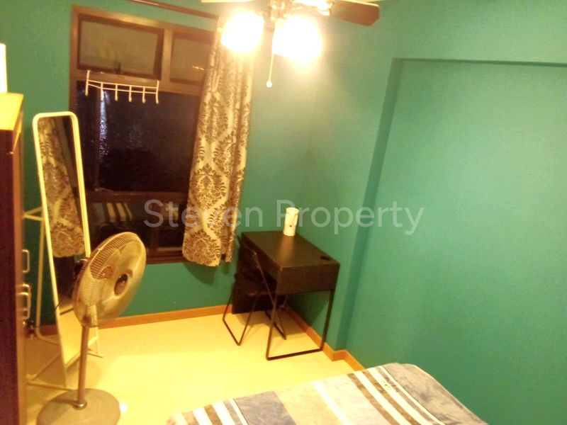Common Room (HDB) for Rent in  415A Northshore Drive - Image 6