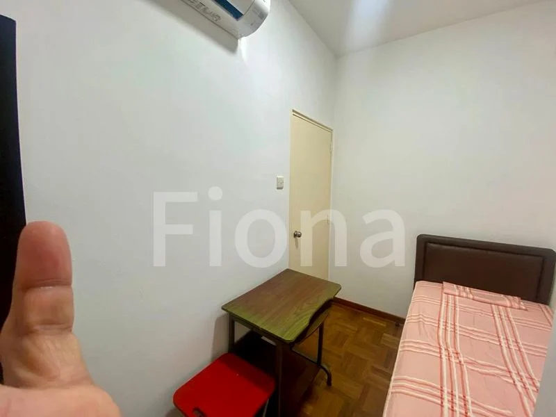 Common Room (Condo) for Rent in  Summer Green - Image 3