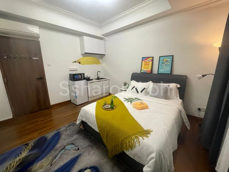 Master Room (Landed) for Rent in  Kew Crescent - Image 1