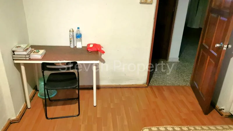 Common Room (HDB) for Rent in  371 Clementi Avenue 4 - Image 6