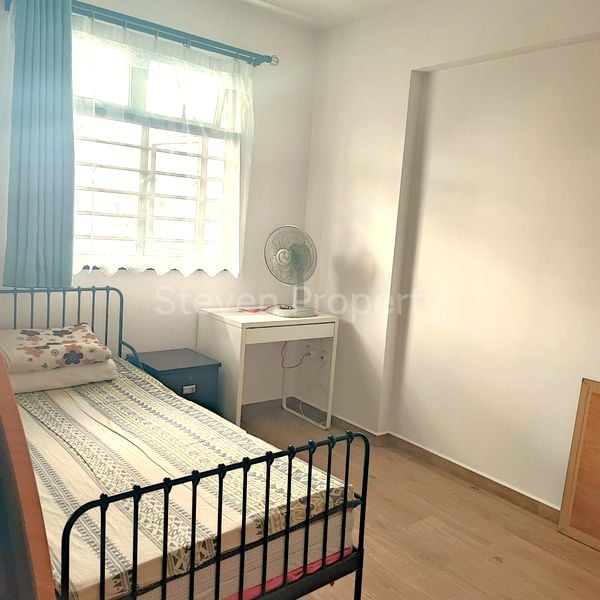 Common Room (HDB) for Rent in  415D Northshore Drive - Image 1