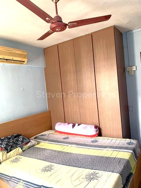 Common Room (HDB) for Rent in  309 Hougang Avenue 5 - Image 2