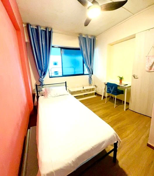 Common Room (HDB) for Rent in  626 Woodlands Avenue 6 - Image 1