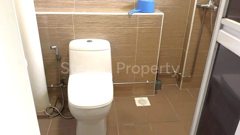 Master Room (HDB) for Rent in  567 Choa Chu Kang Street 52 - Image 4