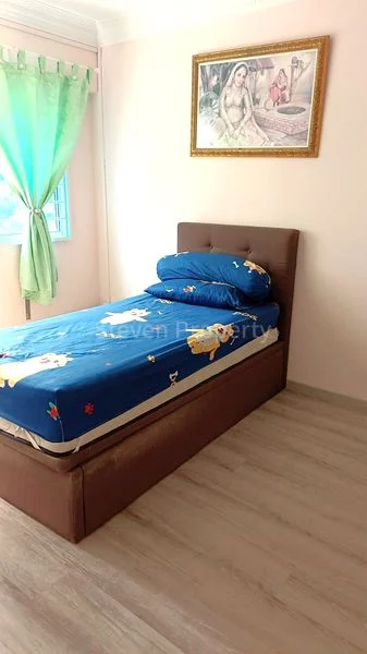 Common Room (HDB) for Rent in  569 Hougang Street 51 - Image 1