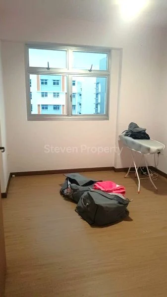 Common Room (HDB) for Rent in  383B Yishun Avenue 6 - Image 1
