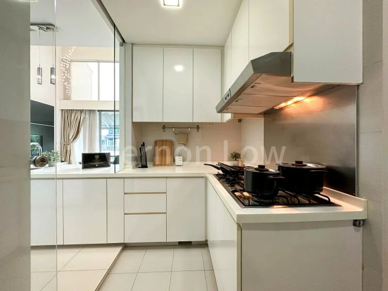 Master Room (Condo) for Rent in  Clementiwoods Condominium - Image 9