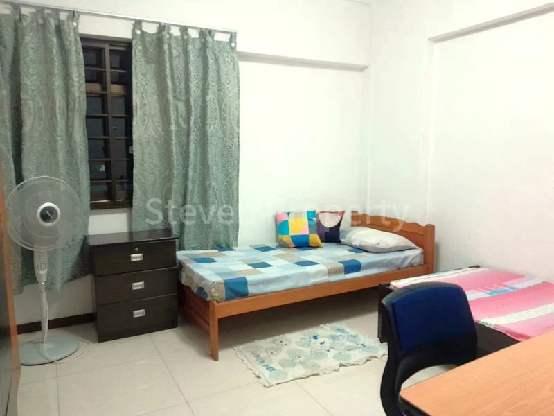 Common Room (HDB) for Rent in  706 Woodlands Drive 40 - Image 1