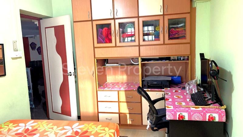 Common Room (HDB) for Rent in  186C Rivervale Drive - Image 4