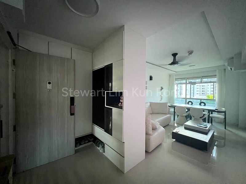 Common Room (HDB) for Rent in  222A Tengah Garden Avenue - Image 4