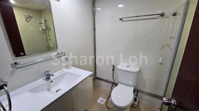Common Room (Condo) for Rent in  International Plaza - Image 8