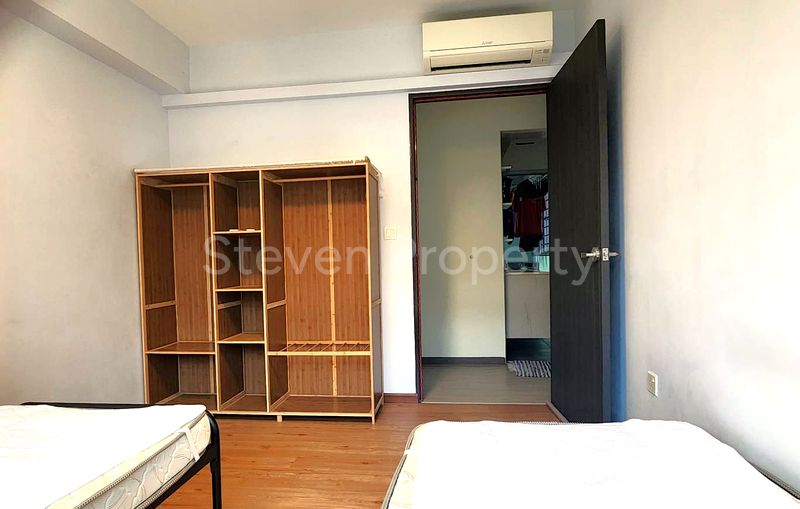Common Room (HDB) for Rent in  21 Teban Gardens Road - Image 2