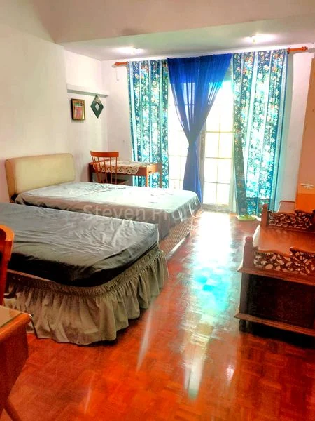 Common Room (Landed) for Rent in  Fulton Hill - Image 1