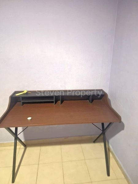 Common Room (HDB) for Rent in  557 Jurong West Street 42 - Image 3