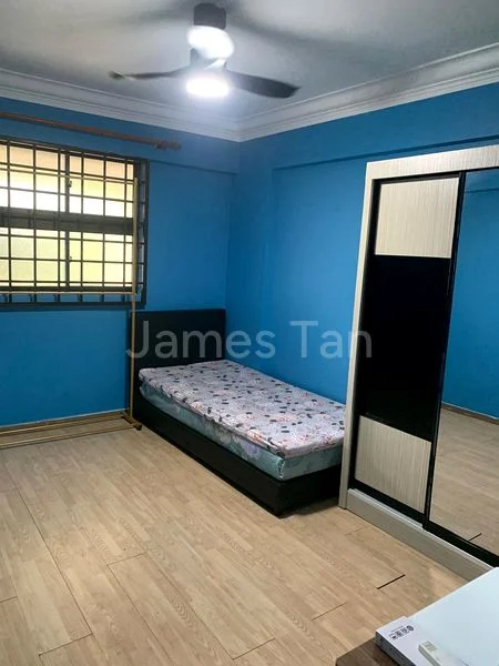 Common Room (HDB) for Rent in  706 Clementi West Street 2 - Image 9
