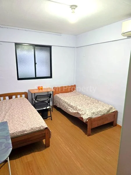 Common Room (HDB) for Rent in  450 Ang Mo Kio Avenue 10 - Image 1
