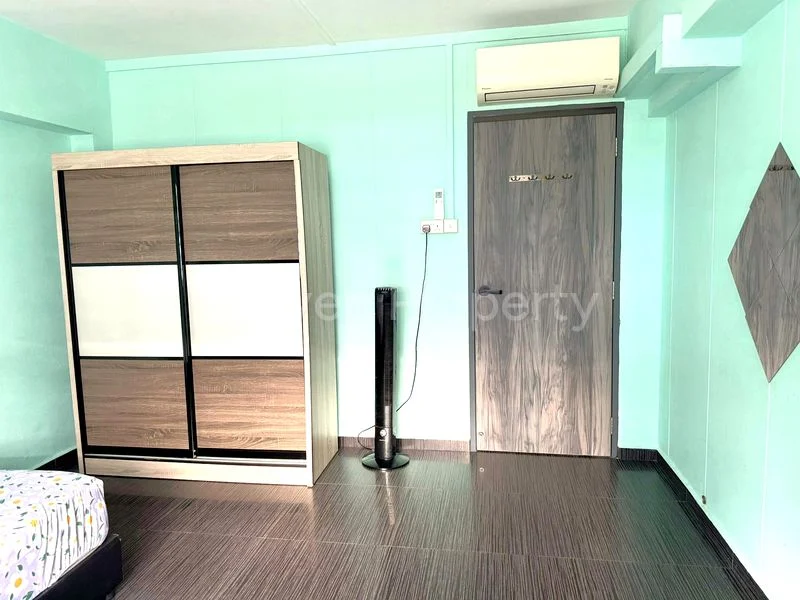Common Room (HDB) for Rent in  528 Serangoon North Avenue 4 - Image 2