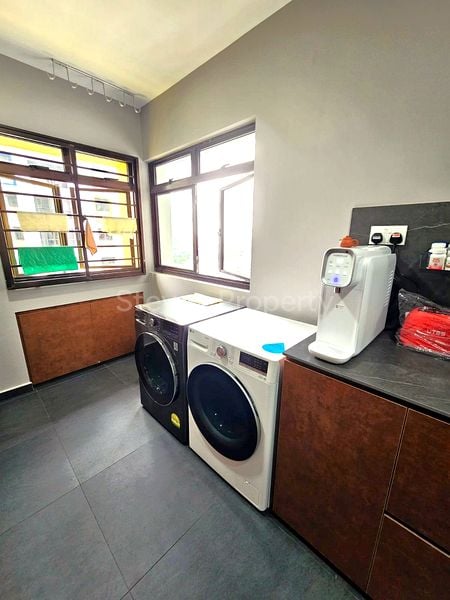 Common Room (HDB) for Rent in  65 Teban Gardens Road - Image 3