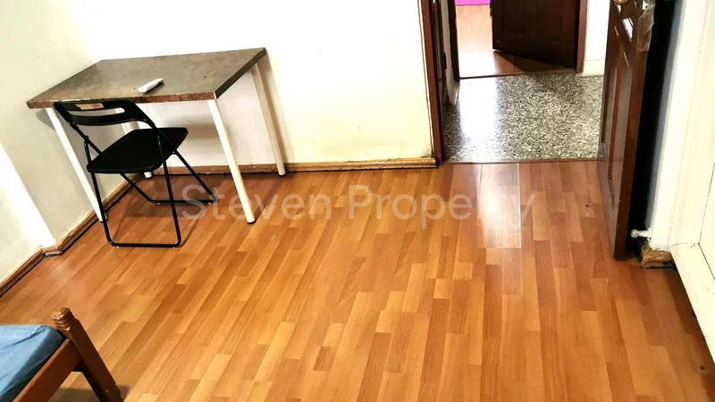 Common Room (HDB) for Rent in  371 Clementi Avenue 4 - Image 5