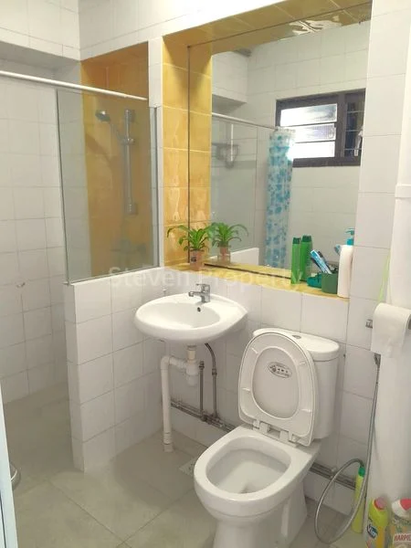 Common Room (HDB) for Rent in  706 Woodlands Drive 40 - Image 3