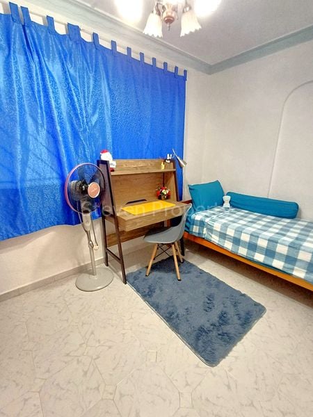 Common Room (HDB) for Rent in  549 Jurong West Street 42 - Image 4
