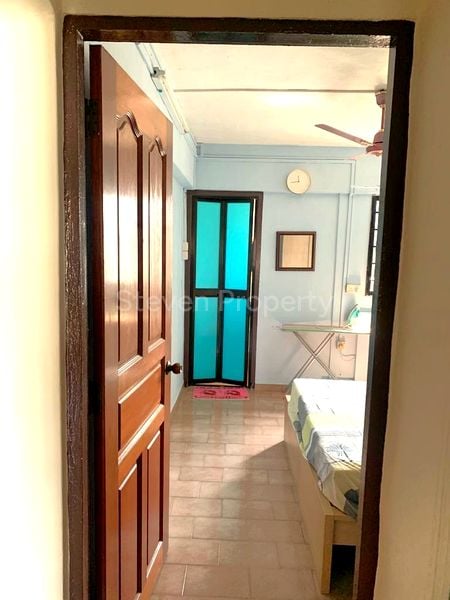 Common Room (HDB) for Rent in  309 Hougang Avenue 5 - Image 3