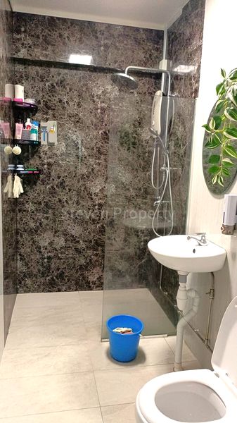 Common Room (HDB) for Rent in  569 Hougang Street 51 - Image 3