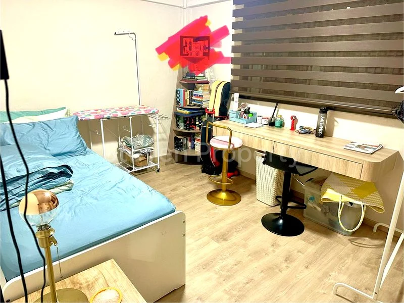 Common Room (HDB) for Rent in  450B Bukit Batok West Avenue 6 - Image 1
