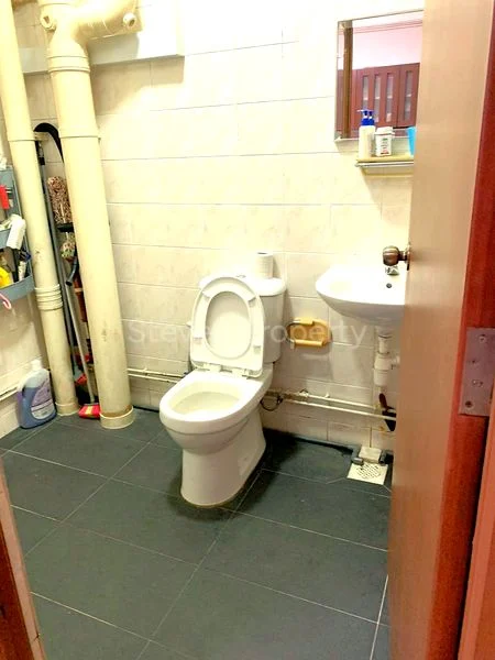 Common Room (HDB) for Rent in  128 Rivervale Street - Image 3