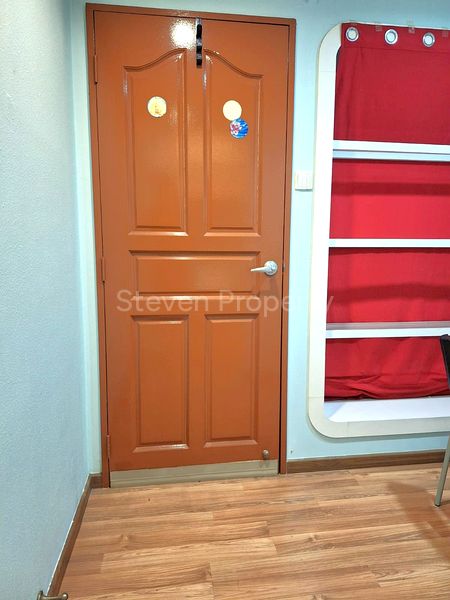 Common Room (HDB) for Rent in  567 Hougang Street 51 - Image 6