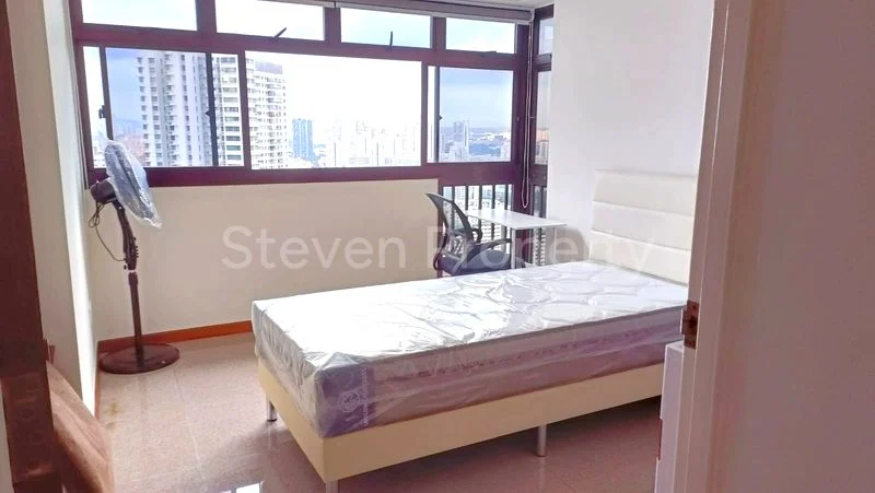 Common Room (HDB) for Rent in  145 Lorong 2 Toa Payoh - Image 1