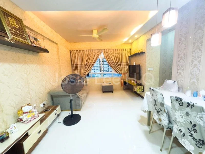 Master Room (HDB) for Rent in  454 Fajar Road - Image 4