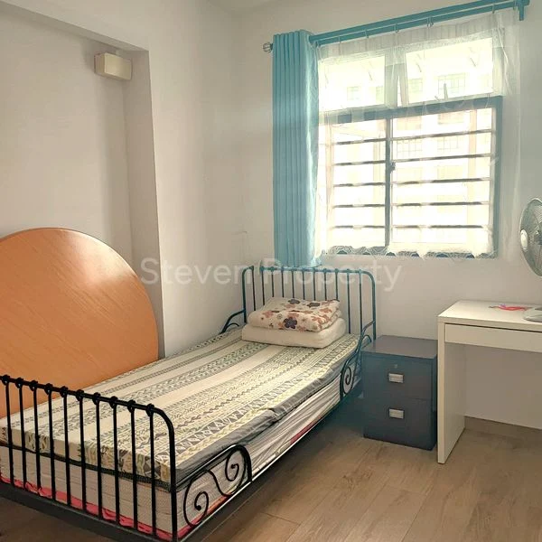Common Room (HDB) for Rent in  415D Northshore Drive - Image 2