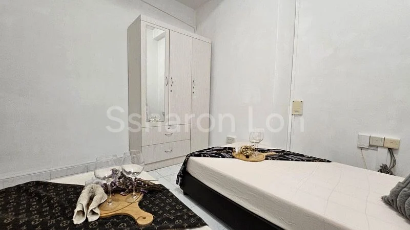 Master Room (Condo) for Rent in  International Plaza - Image 6