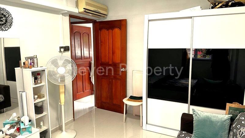 Common Room (HDB) for Rent in  240 Hougang Street 22 - Image 3