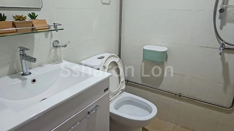 Common Room (Condo) for Rent in  International Plaza - Image 16