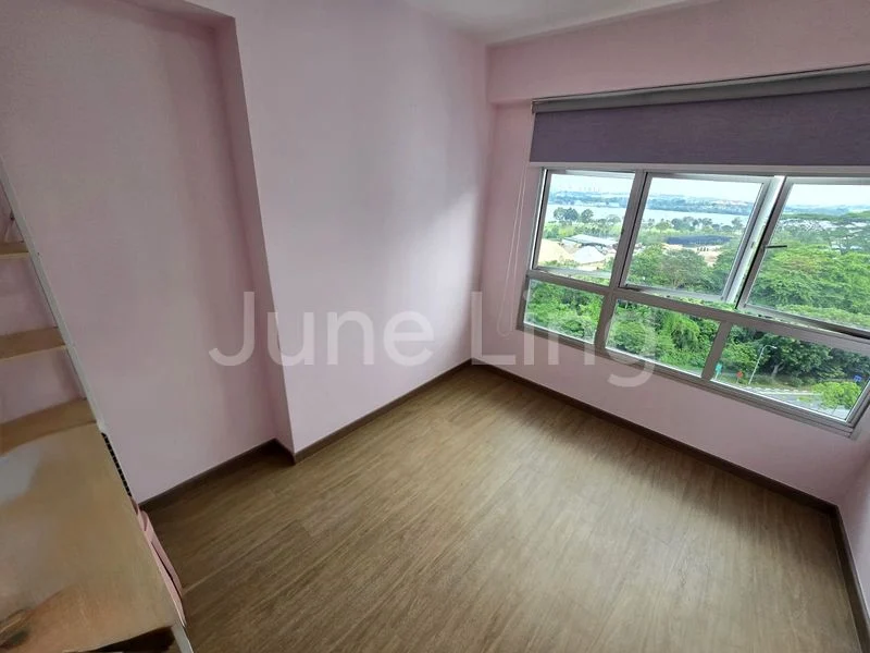 Common Room (HDB) for Rent in  473A Yishun Street 42 - Image 1