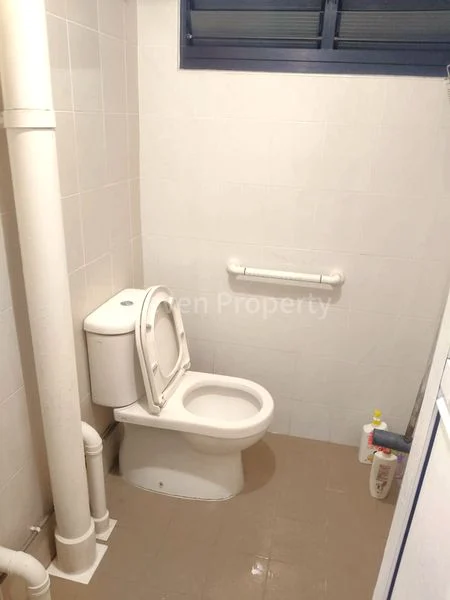 Common Room (HDB) for Rent in  450 Ang Mo Kio Avenue 10 - Image 3