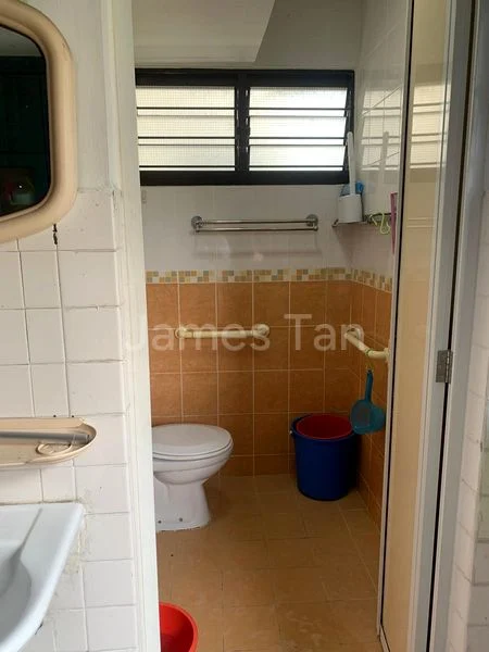 Common Room (HDB) for Rent in  706 Clementi West Street 2 - Image 10