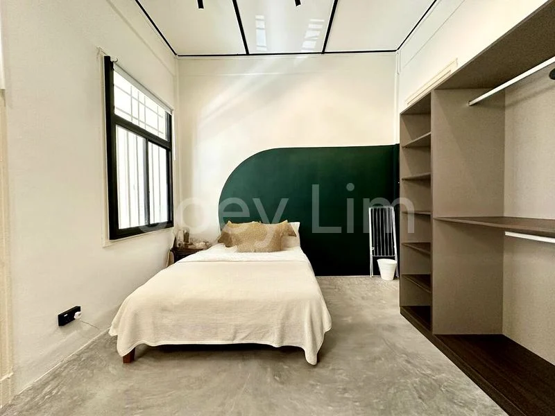 Master Room (Landed) for Rent in  Hindoo Road - Image 9