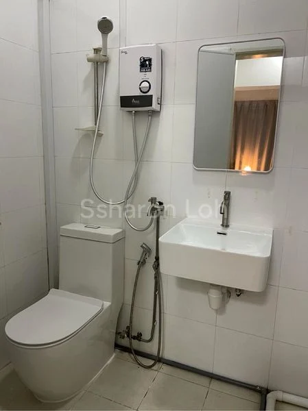 Common Room (Condo) for Rent in  People's Park Complex - Image 2
