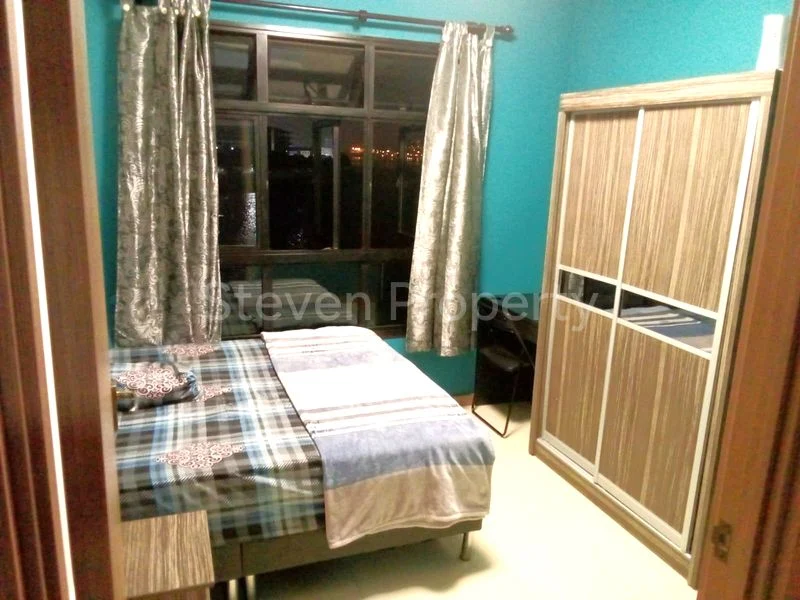 Common Room (HDB) for Rent in  415A Northshore Drive - Image 1