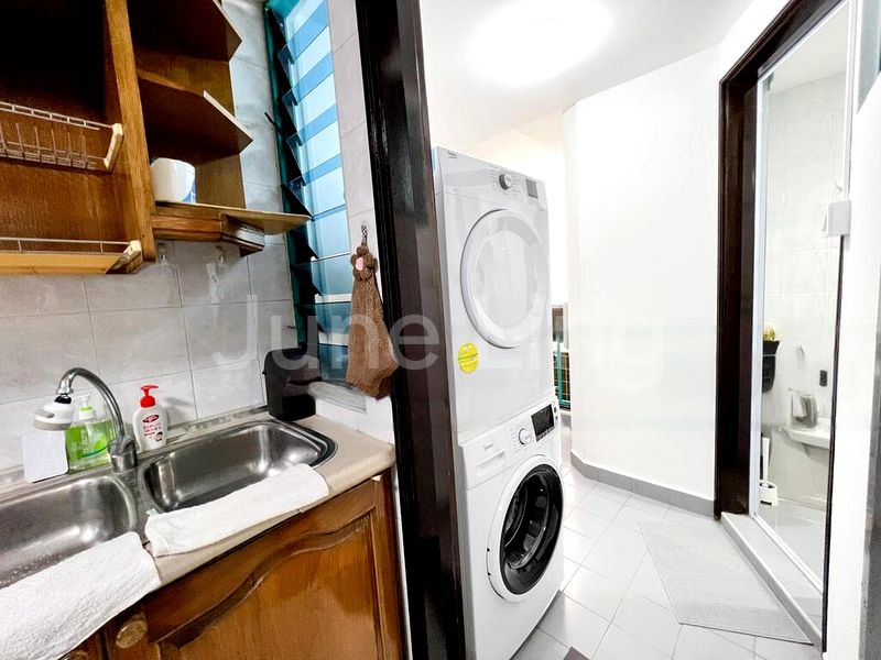 Master Room (Condo) for Rent in  Santa Fe Mansions - Image 8