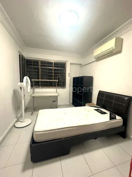 Common Room (HDB) for Rent in  603 Jurong West Street 62 - Image 1