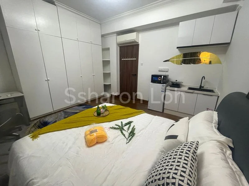 Master Room (Landed) for Rent in  Kew Crescent - Image 7