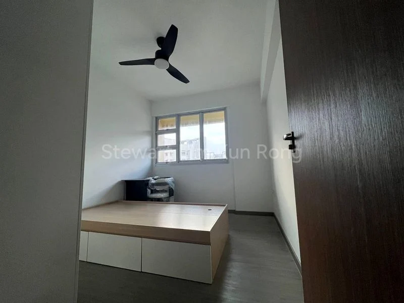 Common Room (HDB) for Rent in  222A Tengah Garden Avenue - Image 1